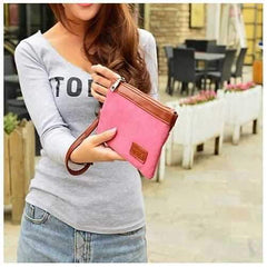 This & That Clutch and Wrist let 2 in 1 Purse